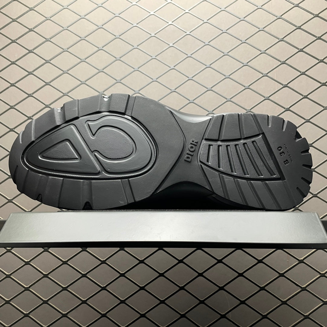 Dior B30