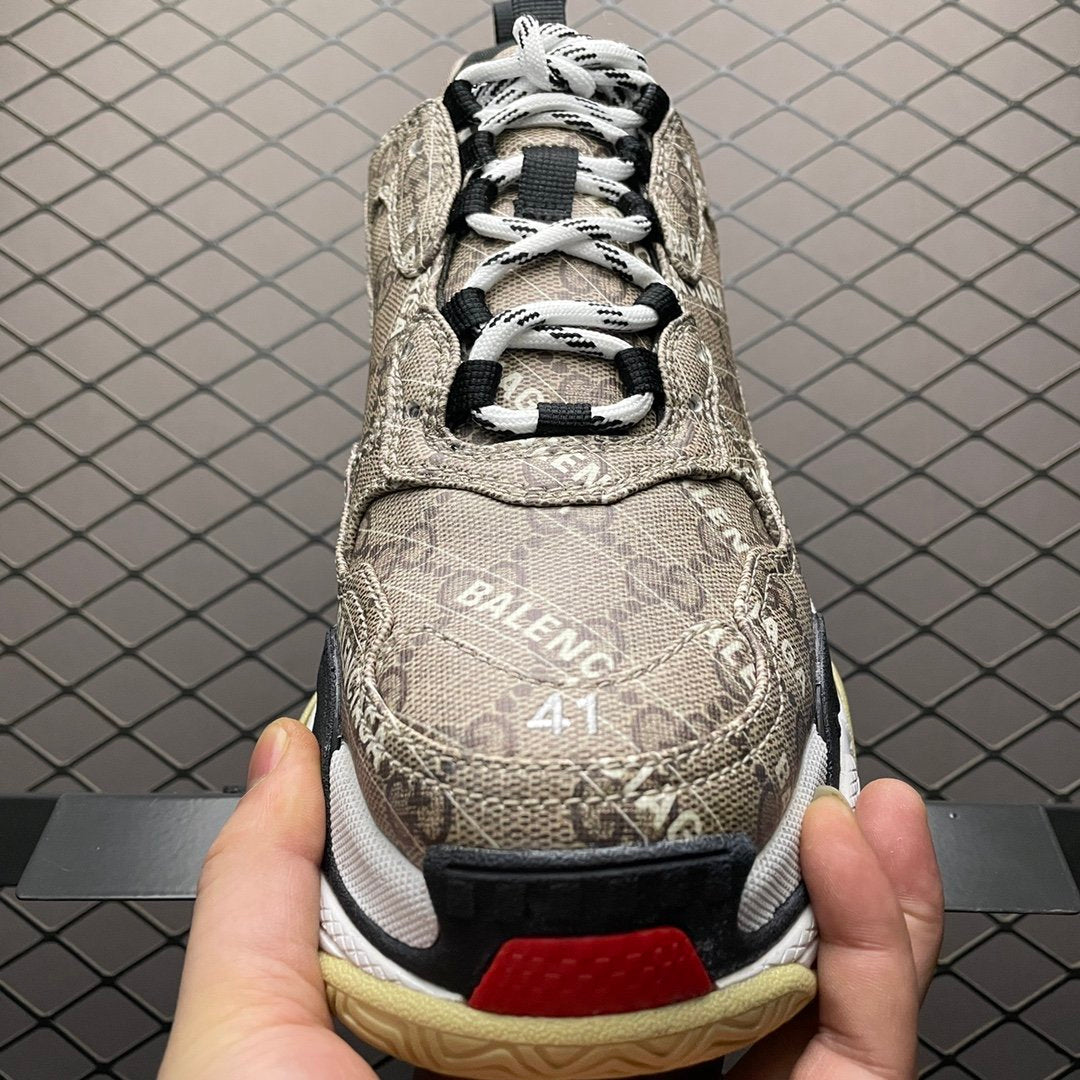 Balenciaga TripleS