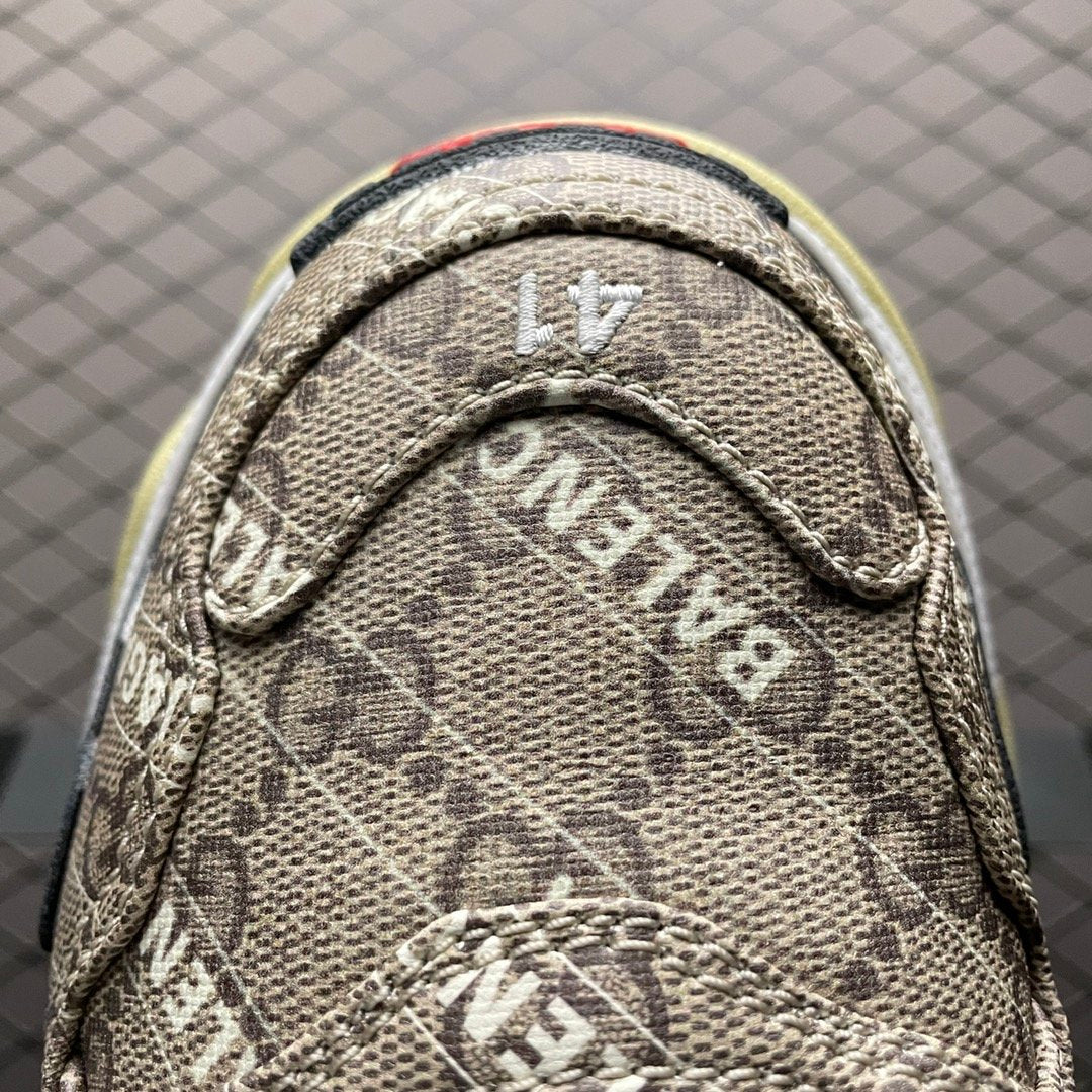 Balenciaga TripleS