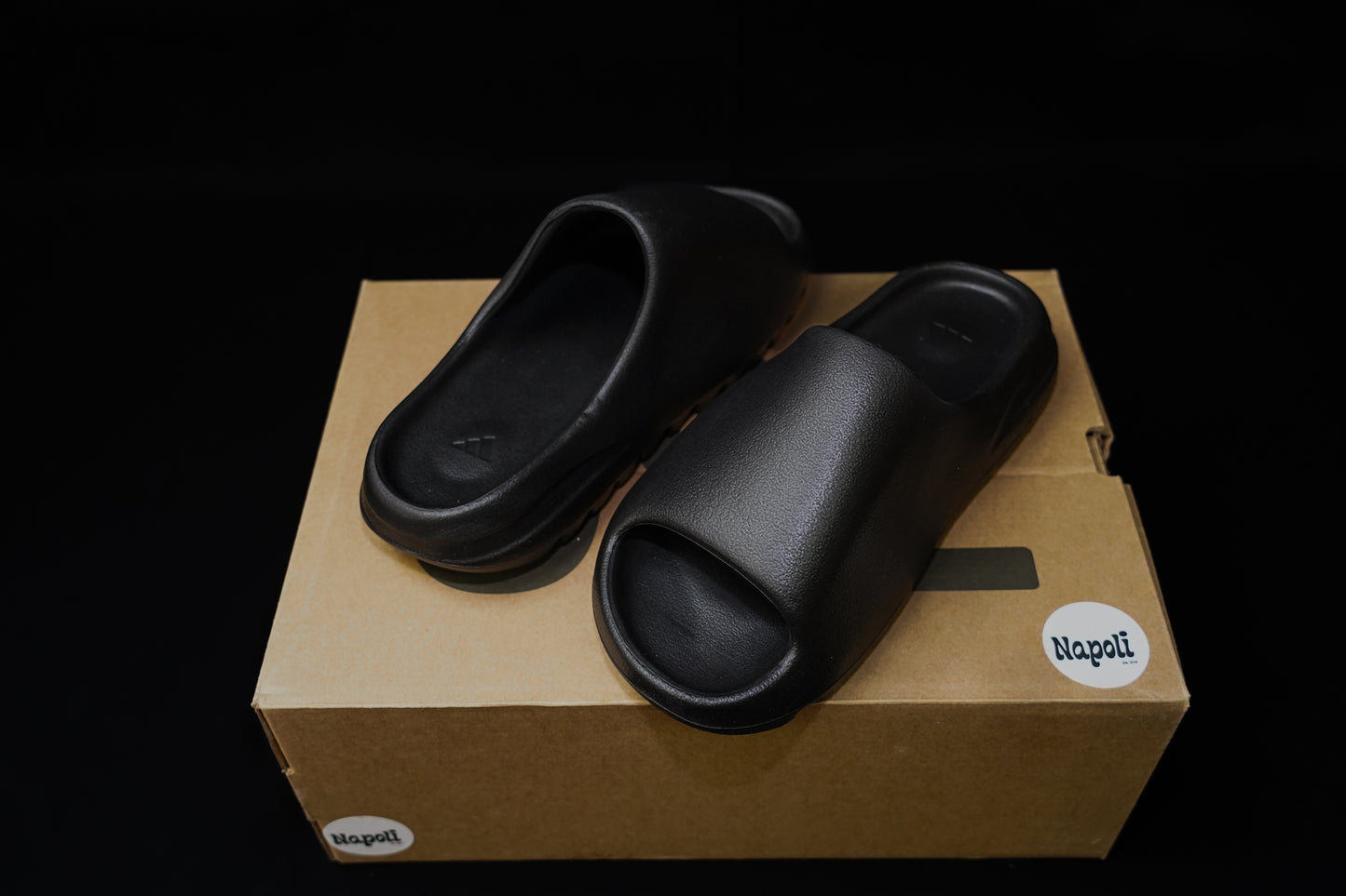 Yeezy Slides Onyx