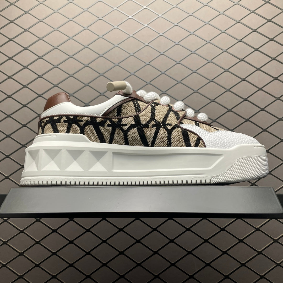 Valentino Sneakers
