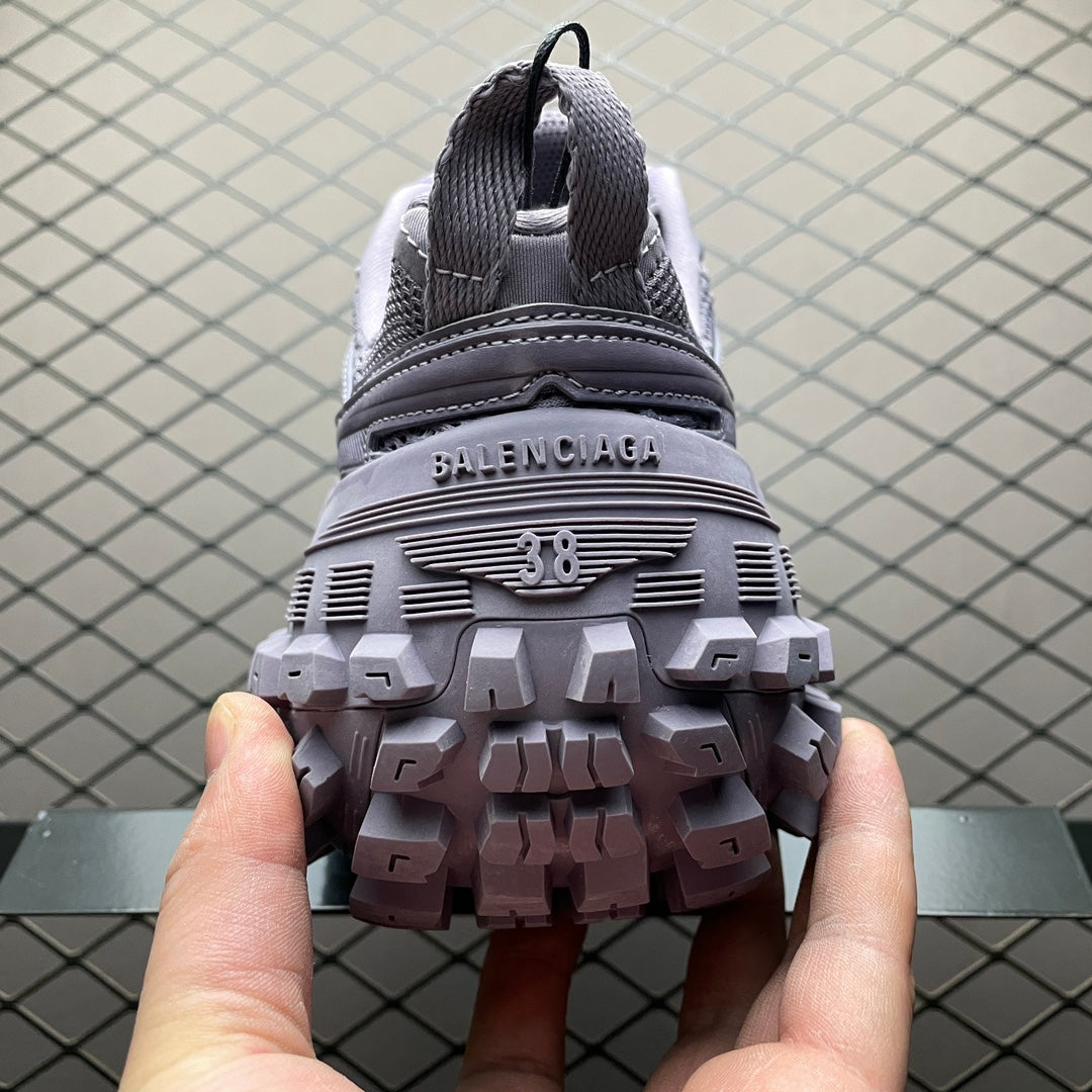 Balenciaga defender