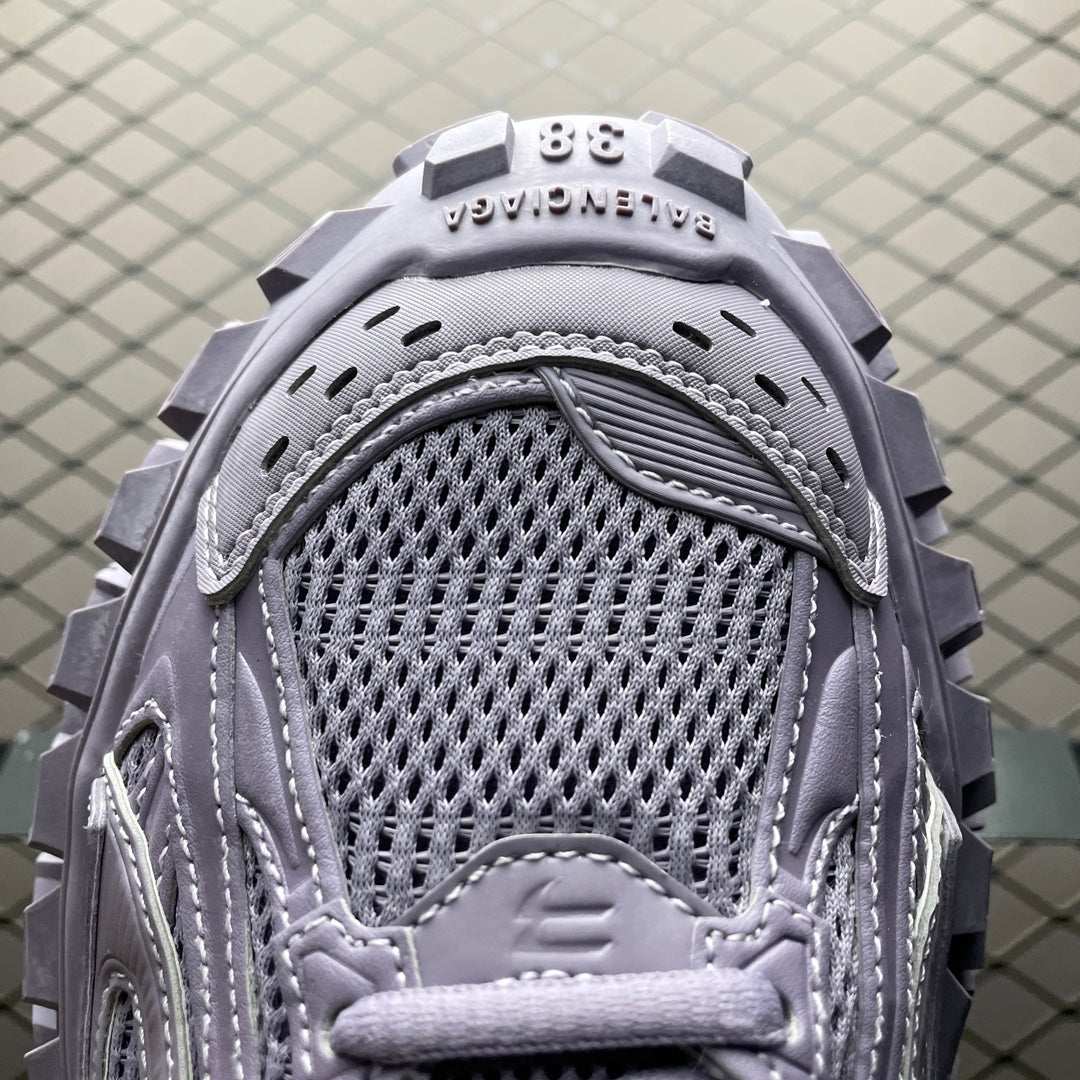 Balenciaga defender